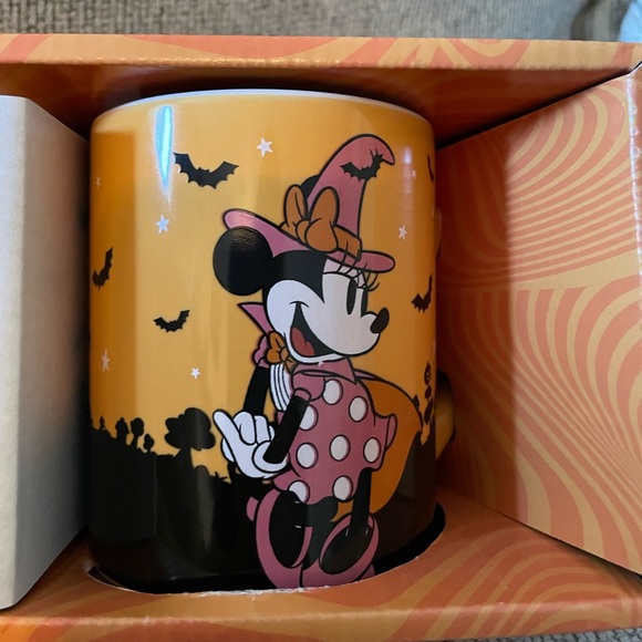 Halloween Mickey and Minnie Mouse Disney Mug Set NWT - Picture 3 of 5
